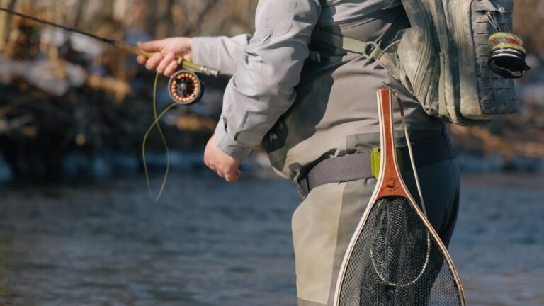 How to Carry a Fly Fishing Net