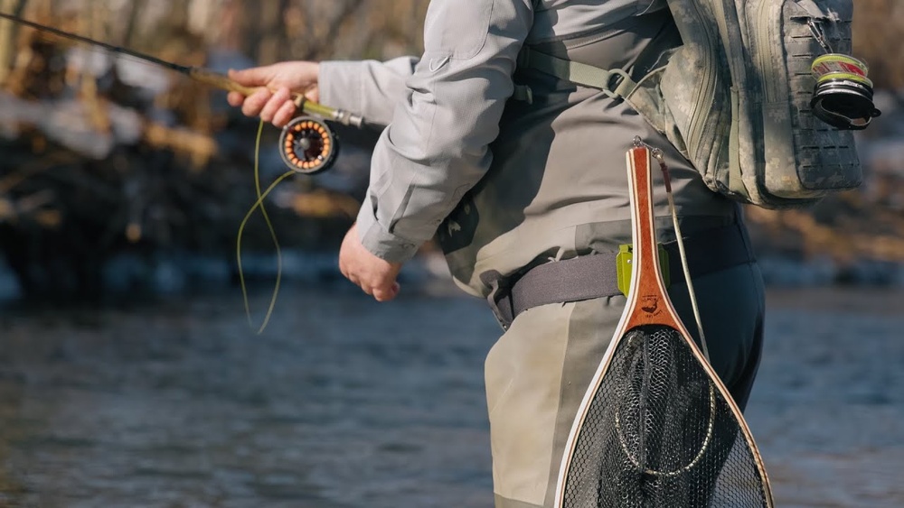 How to Carry a Fly Fishing Net